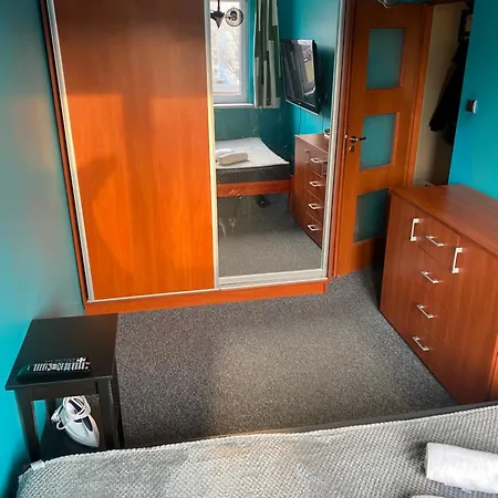 Kolobrzeska Apartment *